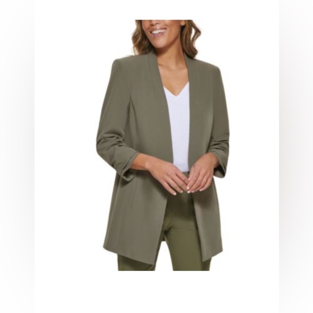 3/4 sleeve Calvin Klein Suit